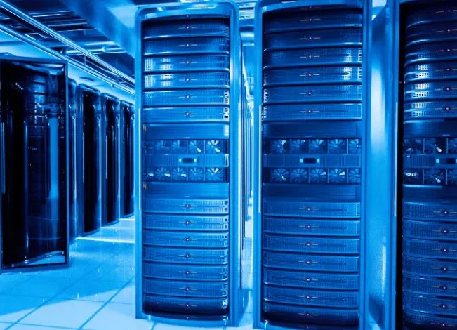Choosing the Right Cloud Server for Small Businesses in 2025
