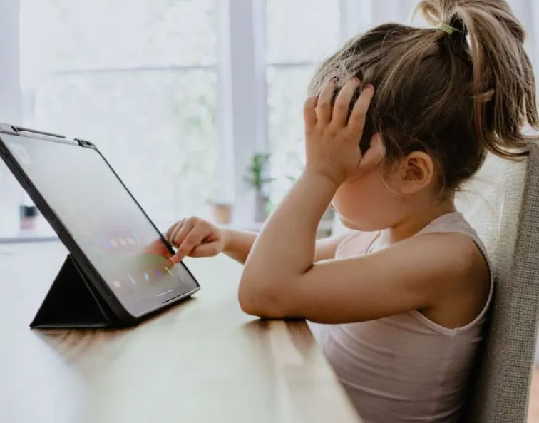 How to Introduce Coding to Your 8-Year-Old: A Parent’s Guide