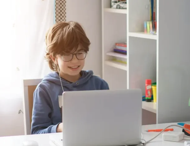 Helping Your 10-Year-Old Become a Programmer: A Parent’s Guide