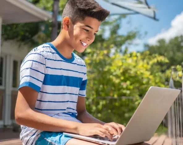 Why High School Students Benefit from Attending Coding Camps