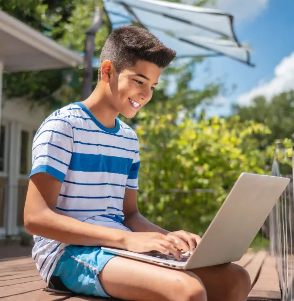 Why High School Students Benefit from Attending Coding Camps